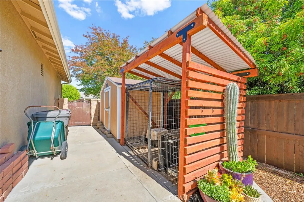 42302 Oregon Trail, Murrieta, California 92562 home-pic-60