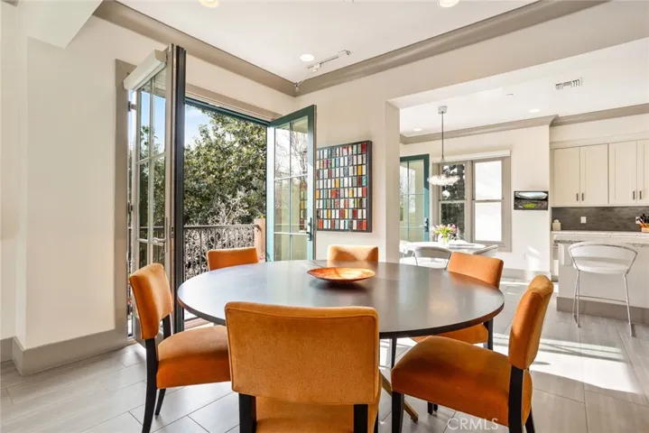 200 S Orange Grove Boulevard 206, Pasadena, California 91105