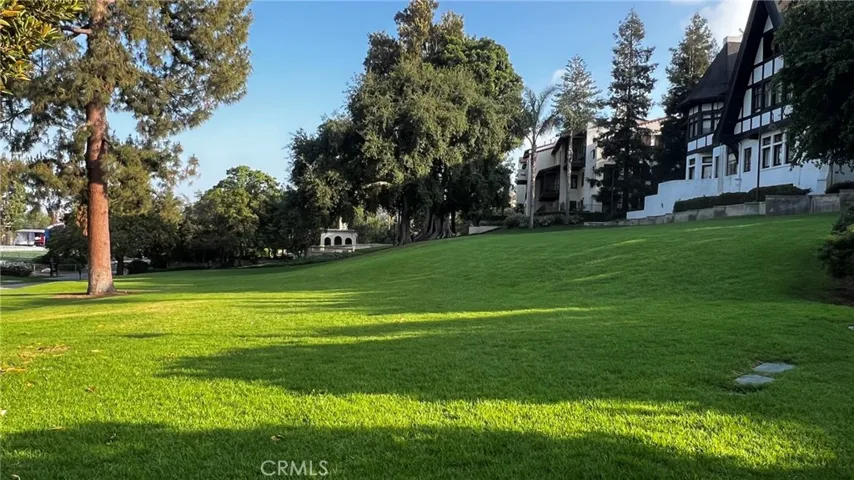 200 S Orange Grove Boulevard 206, Pasadena, California 91105