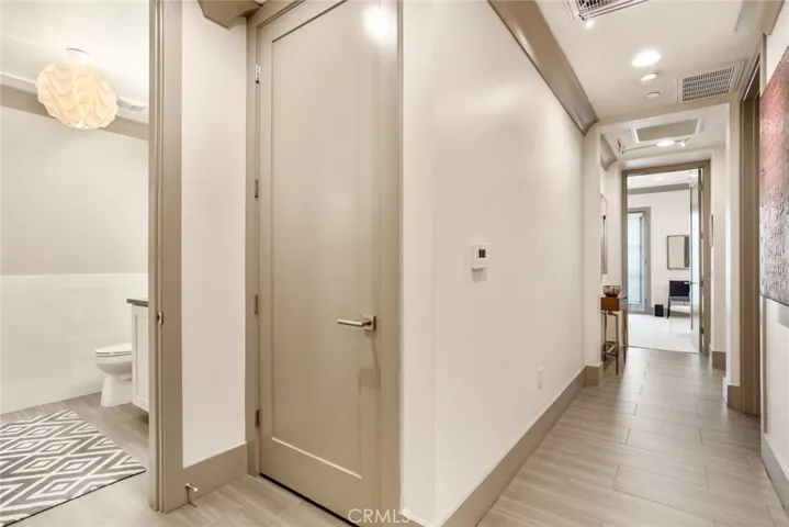 200 S Orange Grove Boulevard 206, Pasadena, California 91105