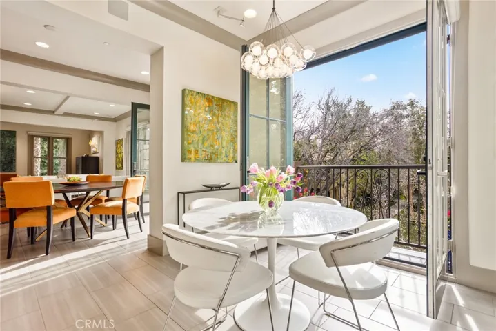 200 S Orange Grove Boulevard 206, Pasadena, California 91105