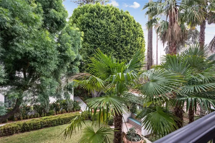 200 S Orange Grove Boulevard 206, Pasadena, California 91105