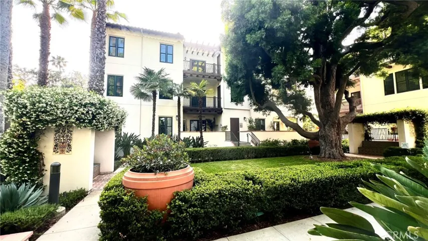 200 S Orange Grove Boulevard 206, Pasadena, California 91105