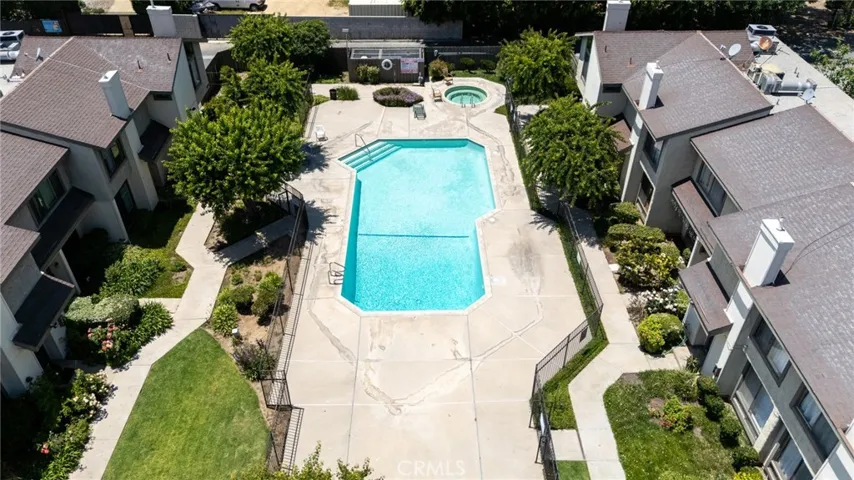 9551 Sepulveda Boulevard 4, North Hills, California 91343