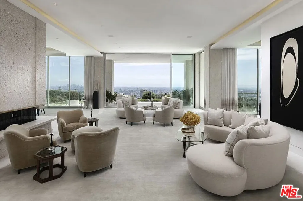 1500 Gilcrest Drive, Beverly Hills, California 90210 home-pic-1