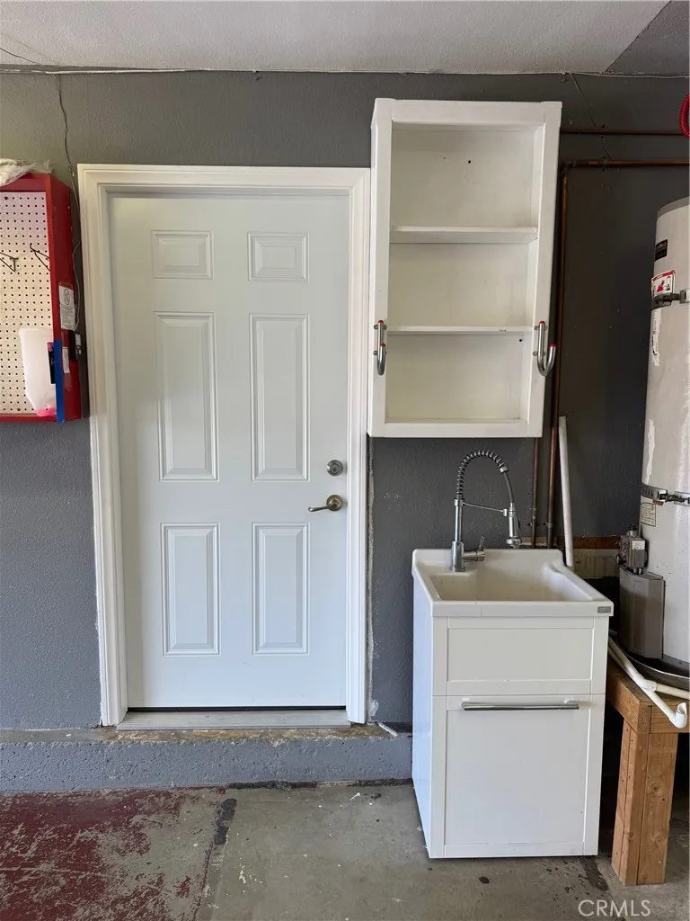5431 Monte Drive, San Bernardino, California 92404 home-pic-15