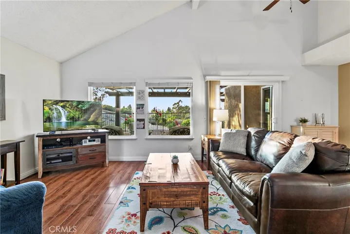 As you enter - Living Room with High Ceilings