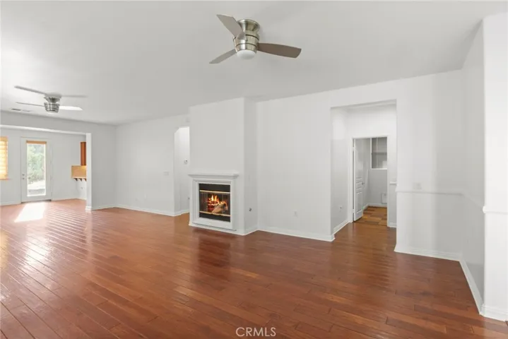 211 Furyk Way, Hemet, California 92545