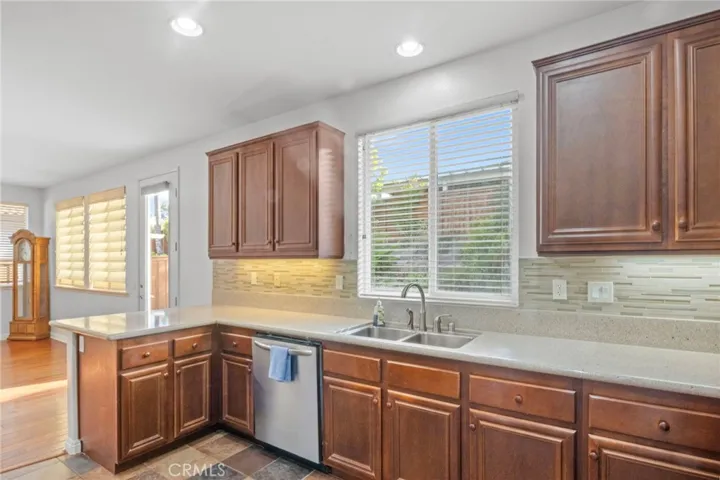 211 Furyk Way, Hemet, California 92545