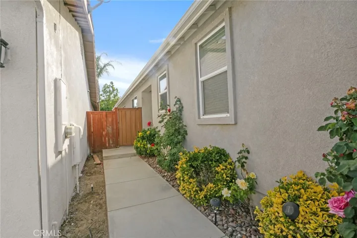 211 Furyk Way, Hemet, California 92545