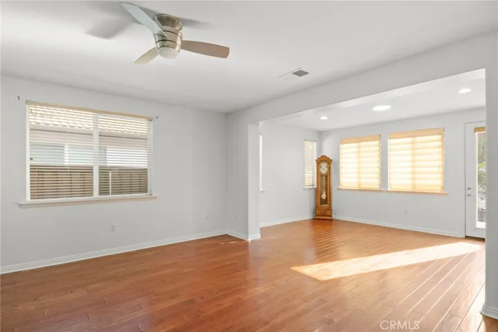 211 Furyk Way, Hemet, California 92545