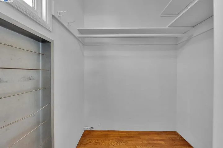 3016 Hyde St, Oakland, California 94601