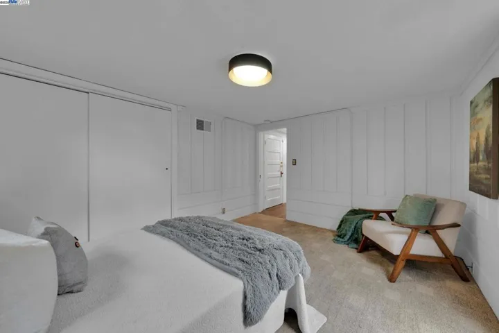 3016 Hyde St, Oakland, California 94601