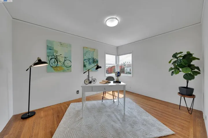 3016 Hyde St, Oakland, California 94601