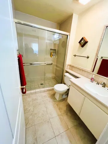 primary bedroom bath
