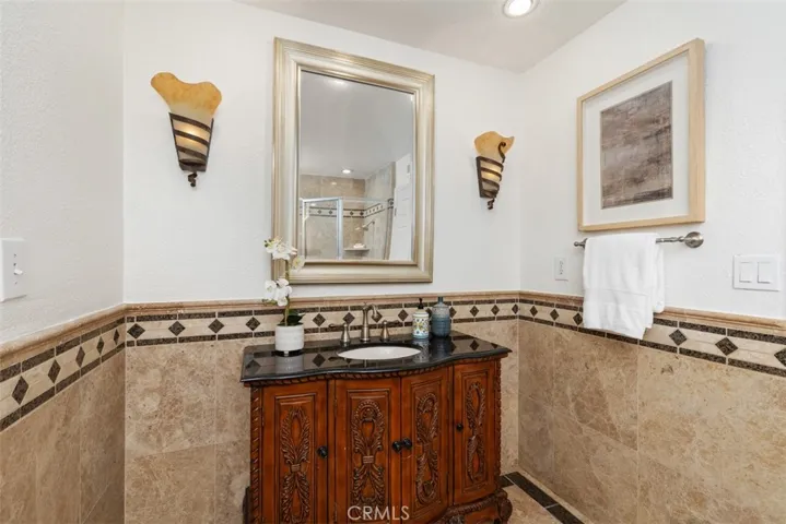 24942 Grissom Road, Laguna Hills, California 92653