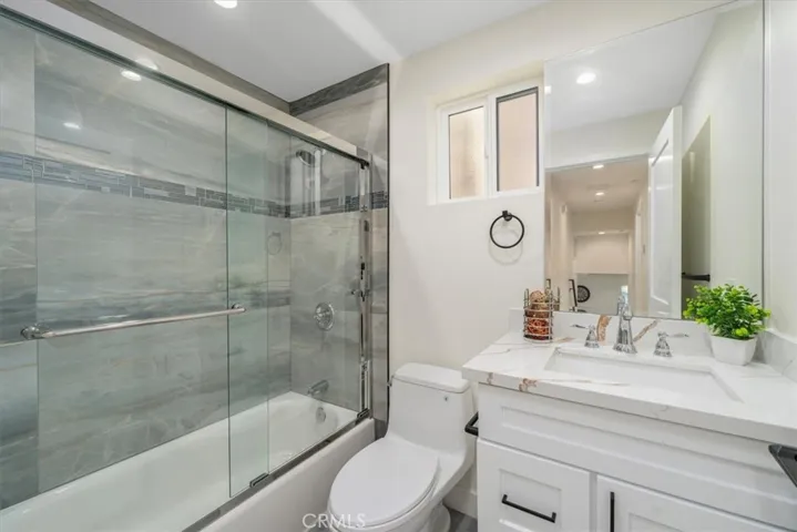 4850 Buchanan, Los Angeles, California 90042