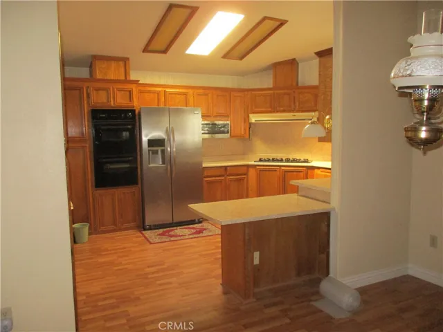 Kitchen showing skylight