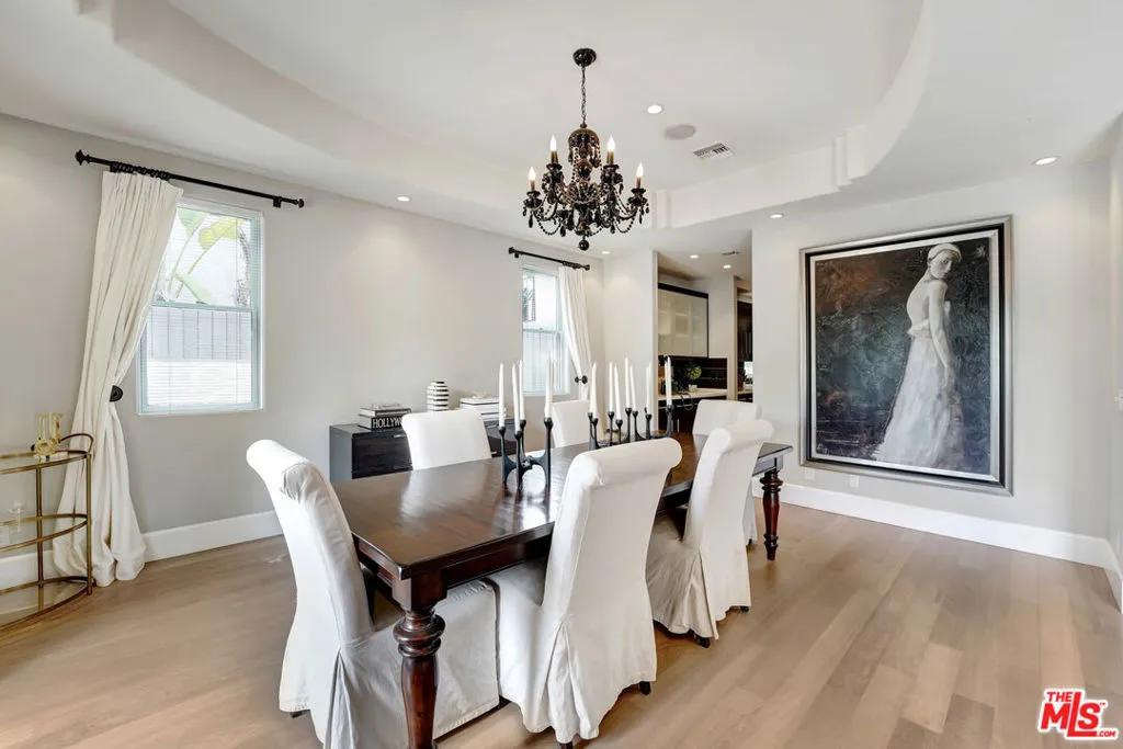 841 N Crescent Heights Boulevard, Los Angeles, California 90046 home-pic-4