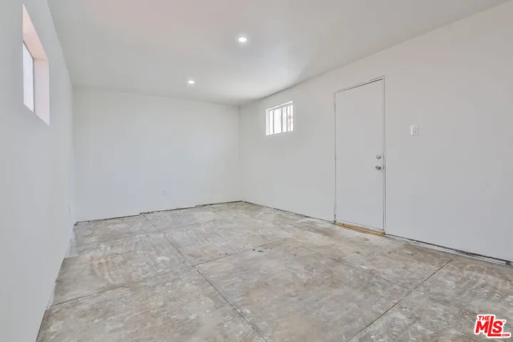 5219 Ruthelen Street, Los Angeles, California 90062