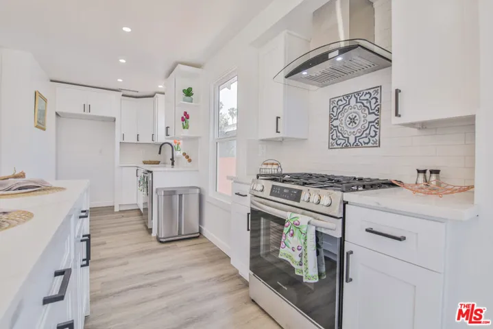 5219 Ruthelen Street, Los Angeles, California 90062