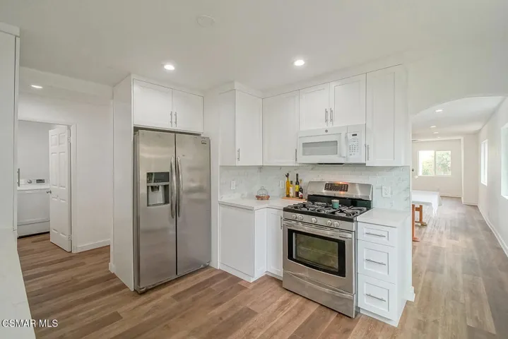 C KITCHEN 02