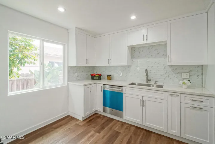 C KITCHEN 06