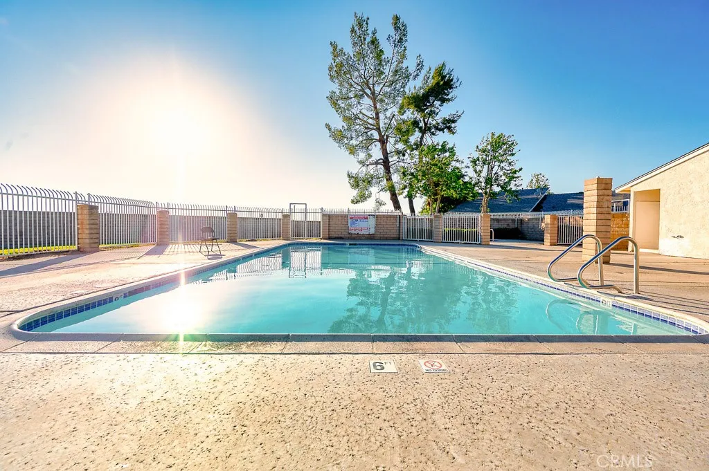 25899 Baylor Way, Hemet, California 92544 home-pic-25