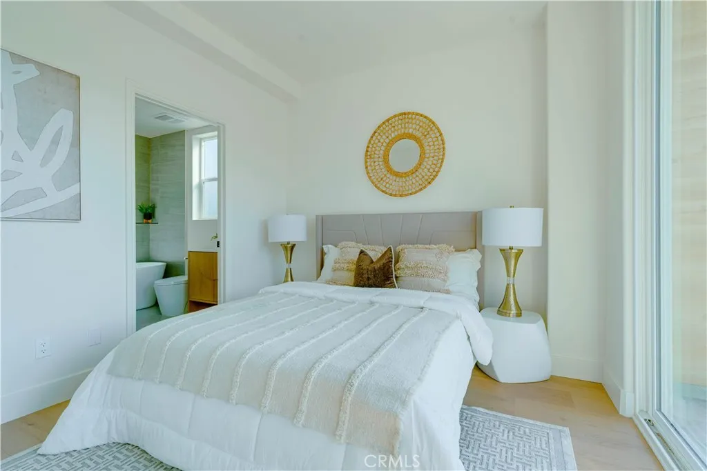 712 N Chestnut Avenue 3, Los Angeles, California 90042 home-pic-27