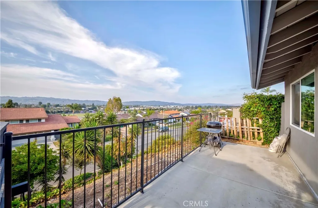 741 W Wedgewood Lane, La Habra, California 90631 home-pic-49