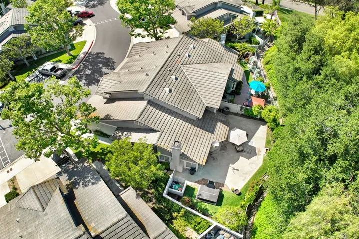 Spacious Yard!