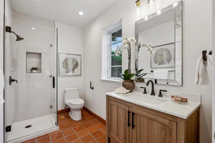 138 Valdeflores Drive, Burlingame, California 94010