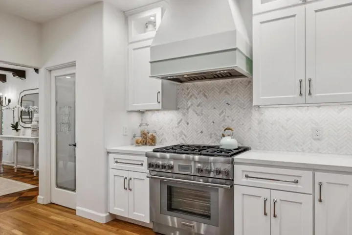 138 Valdeflores Drive, Burlingame, California 94010