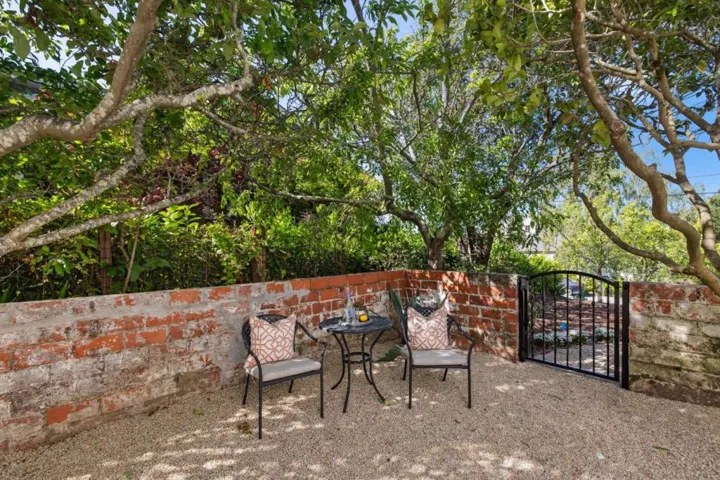 138 Valdeflores Drive, Burlingame, California 94010