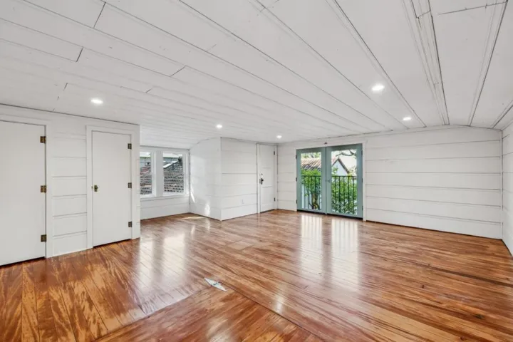 138 Valdeflores Drive, Burlingame, California 94010