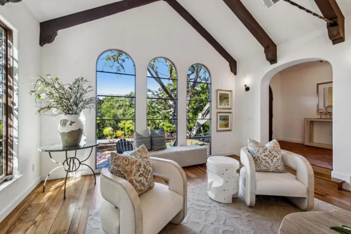 138 Valdeflores Drive, Burlingame, California 94010
