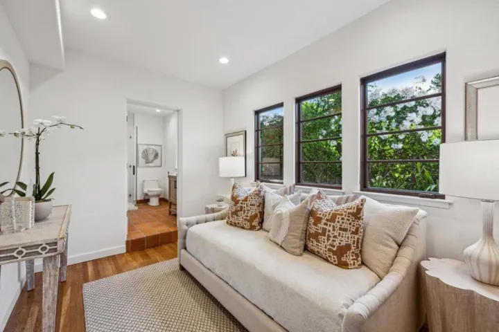 138 Valdeflores Drive, Burlingame, California 94010
