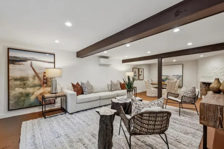 138 Valdeflores Drive, Burlingame, California 94010