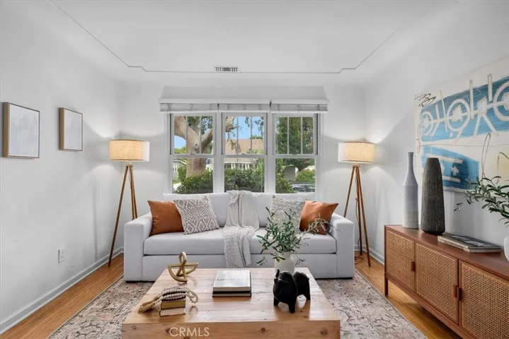 7858 Bleriot Avenue, Los Angeles, California 90045
