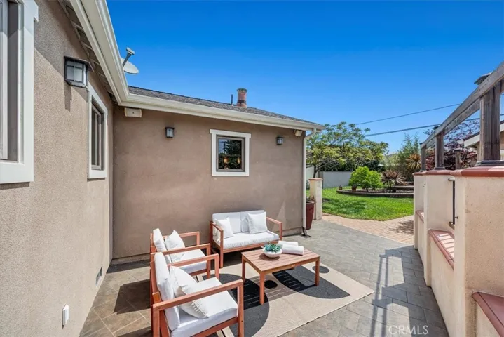 7858 Bleriot Avenue, Los Angeles, California 90045