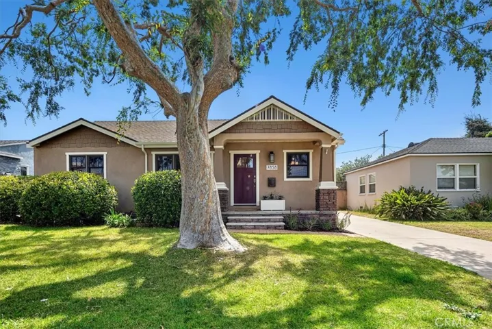 7858 Bleriot Avenue, Los Angeles, California 90045