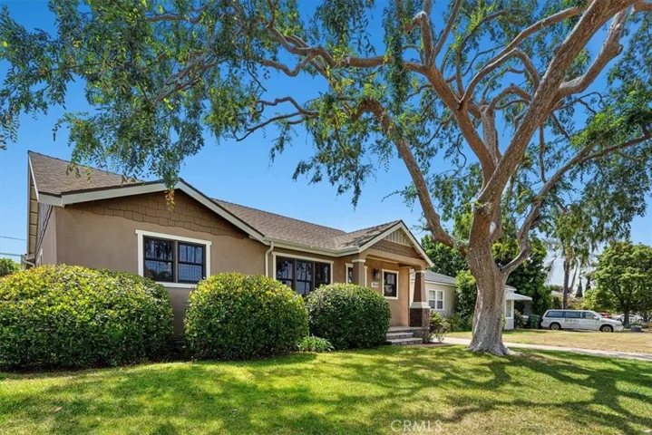 7858 Bleriot Avenue, Los Angeles, California 90045