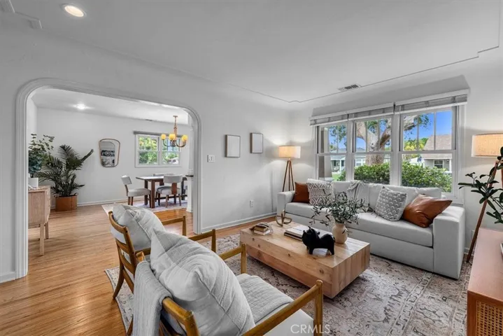 7858 Bleriot Avenue, Los Angeles, California 90045