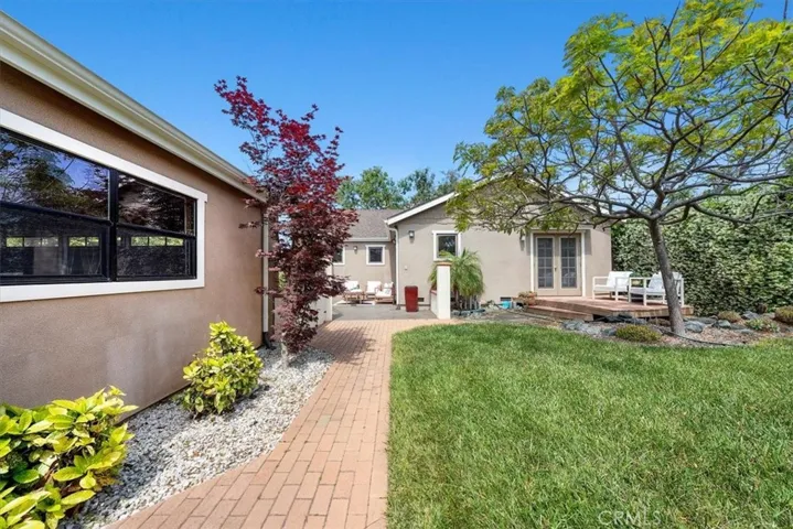 7858 Bleriot Avenue, Los Angeles, California 90045