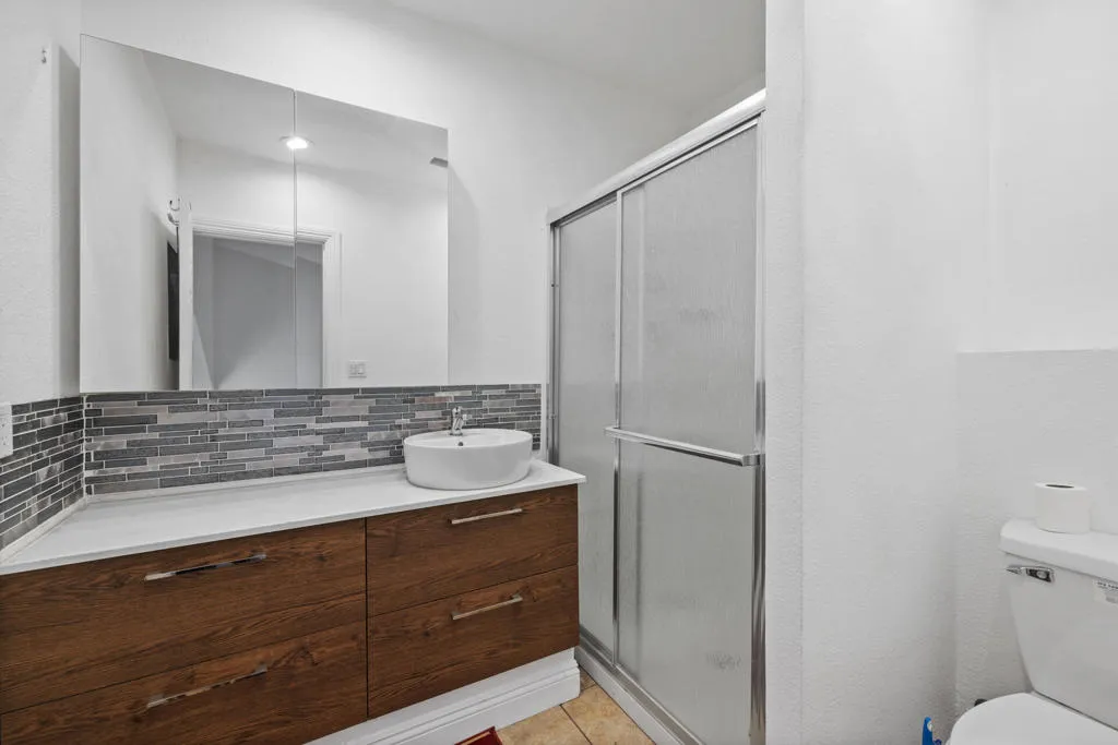 7858 Sherry Lane, Jurupa Valley, California 92509 home-pic-50