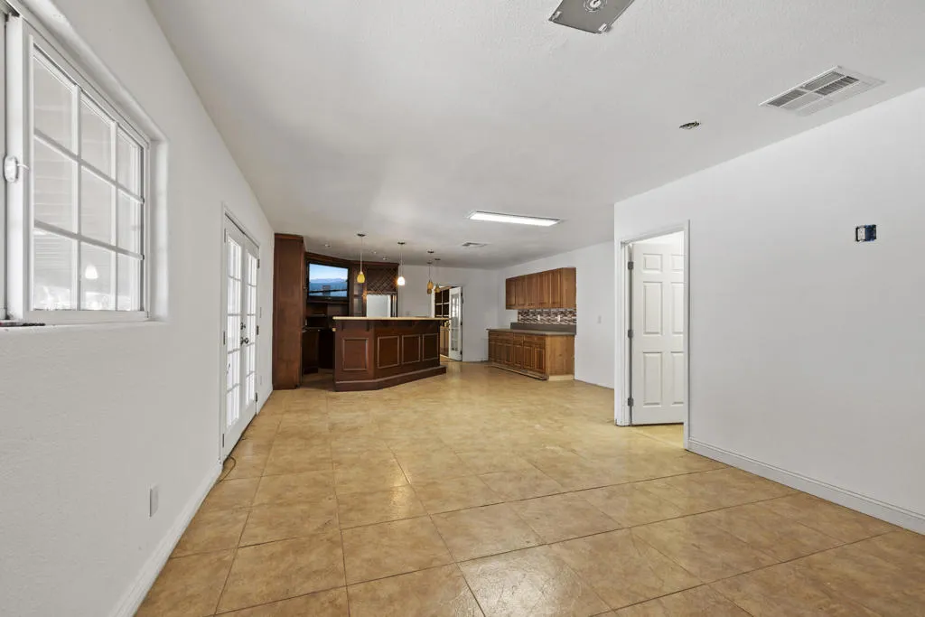 7858 Sherry Lane, Jurupa Valley, California 92509 home-pic-42