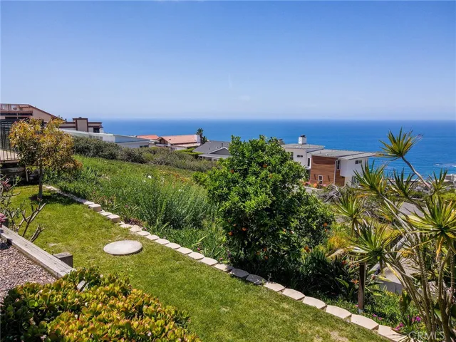 1155 Katella Street, Laguna Beach, California 92651