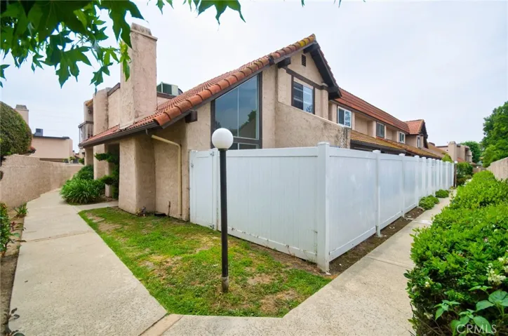 4838 Elrovia Avenue E, El Monte, California 91732