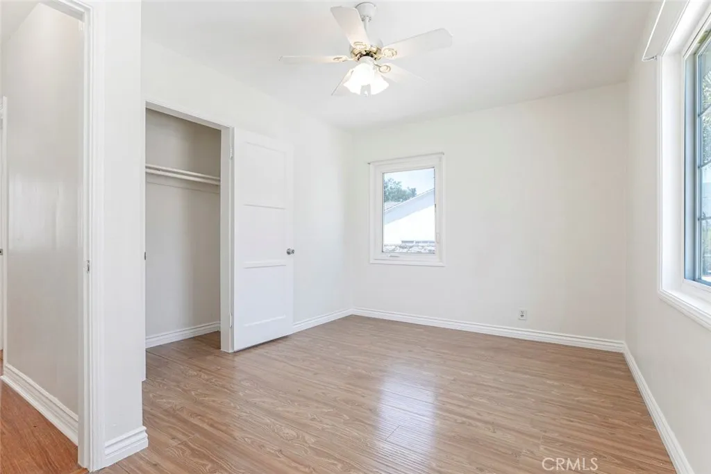 10347 Newhome Avenue, Sunland, California 91040 home-pic-16