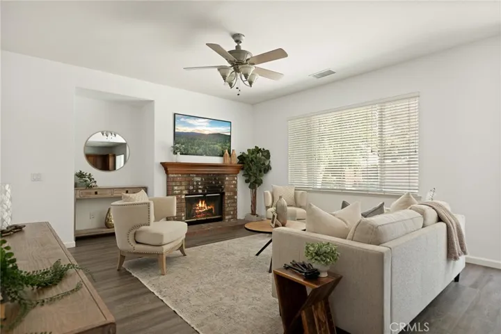 1665 Valley Falls Avenue, Redlands, California 92374